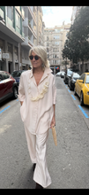 Load image into Gallery viewer, Camisa/Camisola Vicenta 2
