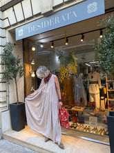 Load image into Gallery viewer, Vestido Andrómaca
