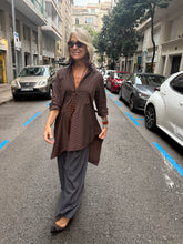 Load image into Gallery viewer, Camisa Dublin
