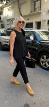 Load image into Gallery viewer, Camisa/Camisola Pepa
