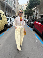 Load image into Gallery viewer, Camisa/blusa  torera
