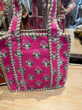 Load image into Gallery viewer, Accesorio/Bolso Agra
