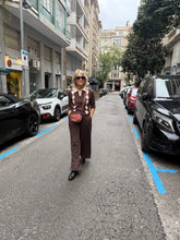Cargar imagen en el visor de la galería, Jersey Lavinia
