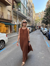 Load image into Gallery viewer, Vestido Andrómaca
