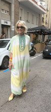 Load image into Gallery viewer, Vestido/Kaftán Tie Dye
