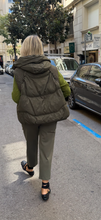 Cargar imagen en el visor de la galería, Chaleco Alpes
