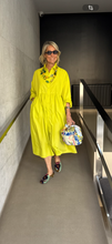 Load image into Gallery viewer, Vestido Amaya
