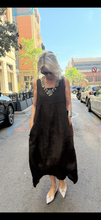 Load image into Gallery viewer, Vestido Valentina
