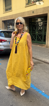Load image into Gallery viewer, Vestido Valentina
