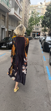 Load image into Gallery viewer, Vestido Laetitia

