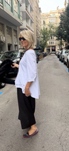 Charger l'image dans la galerie, Camiseta Judith

