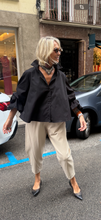 Load image into Gallery viewer, Camisa Granada
