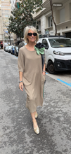 Cargar imagen en el visor de la galería, Vestido Circeo
