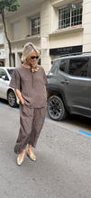 Load image into Gallery viewer, Camisa/Camisola Lisa
