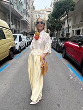 Load image into Gallery viewer, Camisa/blusa  torera
