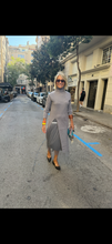 Load image into Gallery viewer, Vestido Regenta
