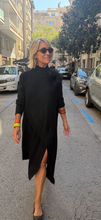 Load image into Gallery viewer, Vestido Louise
