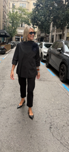 Load image into Gallery viewer, Camisa Petra

